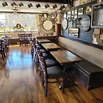 The Jackdaw Pub Self Catering Static Caravan Free Breakfast Supplied 招待所 塔德卡斯特