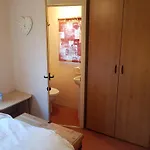 The Jackdaw Pub Self Catering Static Caravan Free Breakfast Supplied 招待所 *