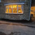 The Jackdaw Pub Self Catering Static Caravan Free Breakfast Supplied בית הארחה *