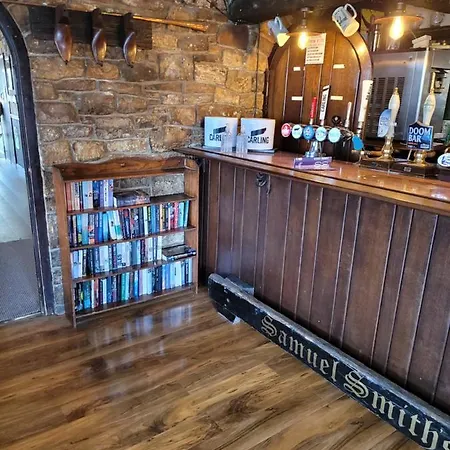 招待所 The Jackdaw Pub Self Catering Static Caravan Free Breakfast Supplied 塔德卡斯特