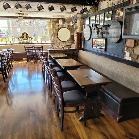 The Jackdaw Pub Self Catering Static Caravan Free Breakfast Supplied ベッド・アンド・ブレックファスト タッドカスター