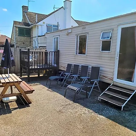 The Jackdaw Pub Self Catering Static Caravan Free Breakfast Supplied * 塔德卡斯特