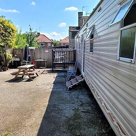 The Jackdaw Pub Self Catering Static Caravan Free Breakfast Supplied Tadcaster