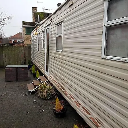 The Jackdaw Pub Self Catering Static Caravan Free Breakfast Supplied 招待所 *