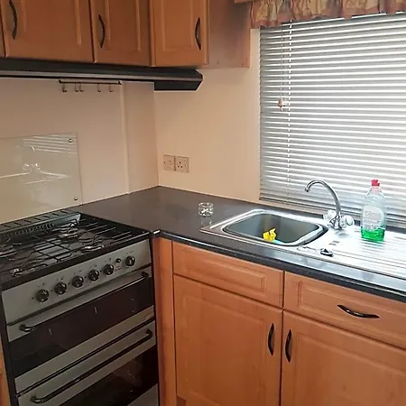 The Jackdaw Pub Self Catering Static Caravan Free Breakfast Supplied * 塔德卡斯特