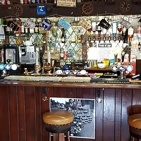 The Jackdaw Pub Self Catering Static Caravan Free Breakfast Supplied 招待所 *