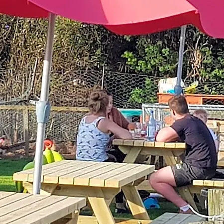 招待所 The Jackdaw Pub Self Catering Static Caravan Free Breakfast Supplied