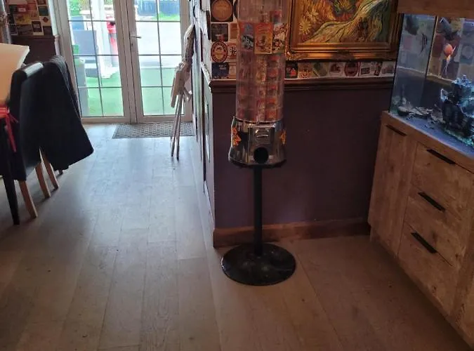 The Jackdaw Pub Self Catering Static Caravan Free Breakfast Supplied * Tadcaster