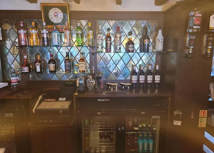 The Jackdaw Pub Self Catering Static Caravan Free Breakfast Supplied Tadcaster