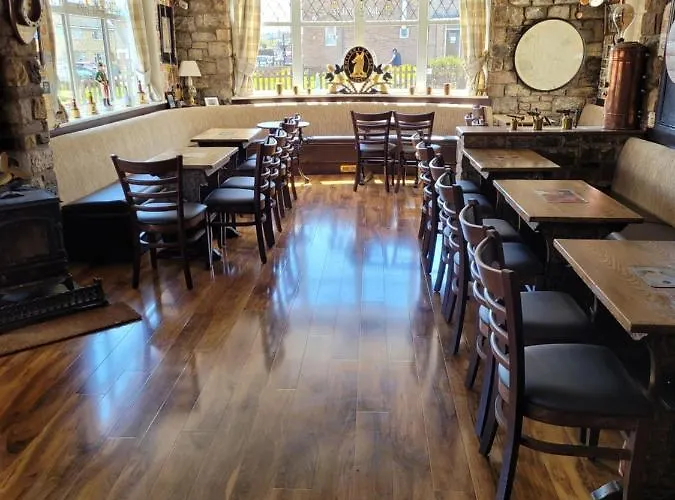 The Jackdaw Pub Self Catering Static Caravan Free Breakfast Supplied Guest house